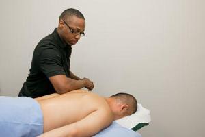 massage therapist school 