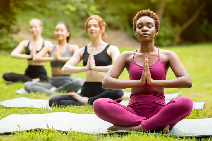 8 Signs You Would Be a Great Yoga Teacher - Pacific College