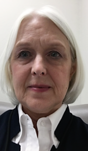Dr LuAnne Lilly headshot